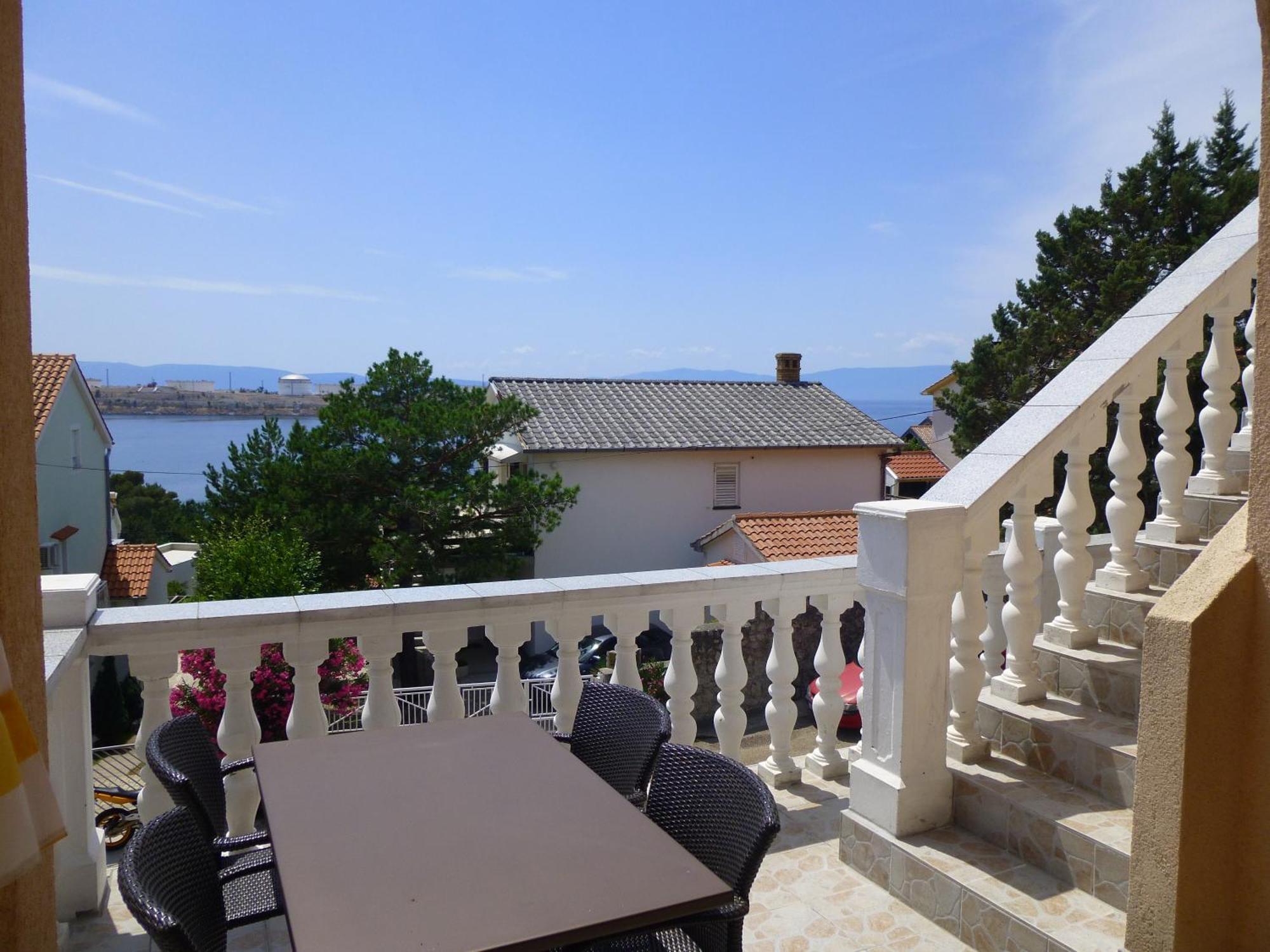 Apartments Villa Rosmarin Omisalj ภายนอก รูปภาพ